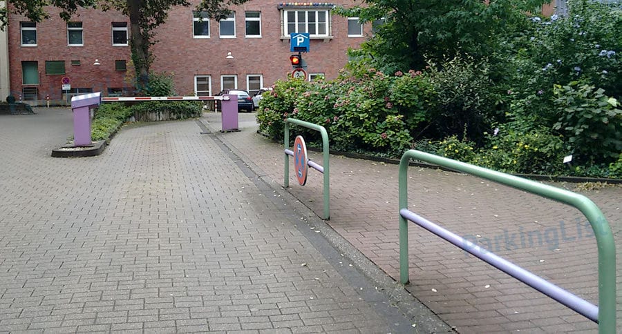 Außenansicht 2 - Parkhaus Augusta Kranken Anstalt Bochum 