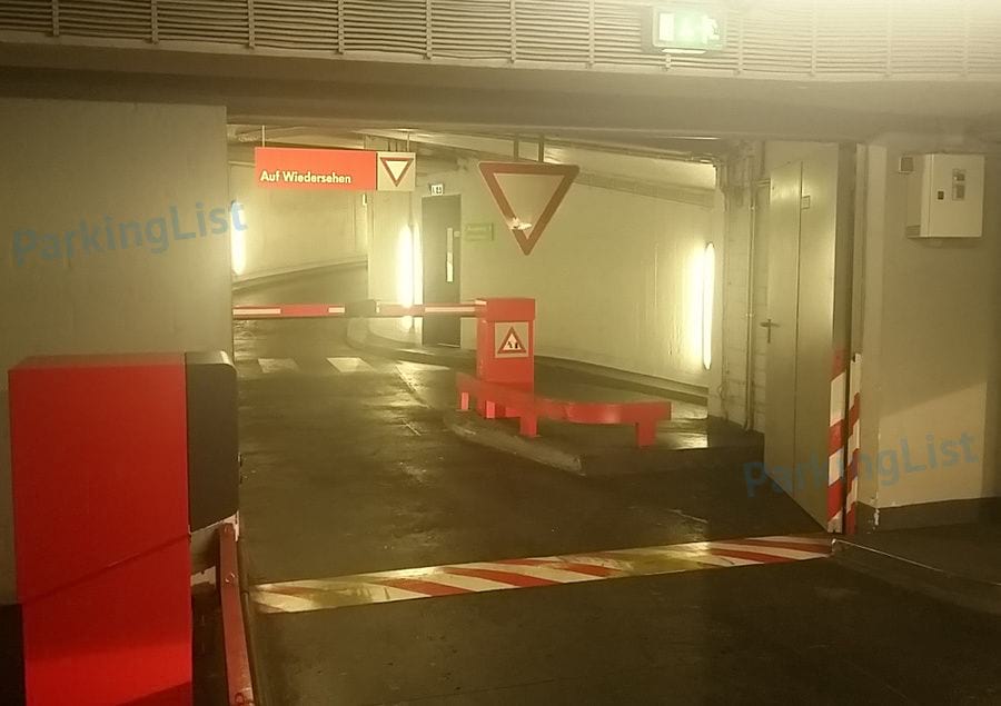 Ausfahrt - Parkhaus Ernst August Platz 5 Hannover 