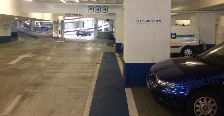 Innenansicht-2-Parkhaus Am Brill Bremen 