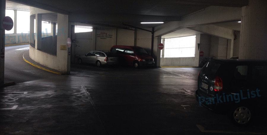 Innenansicht-1-Parkhaus Am Wall Bremen 