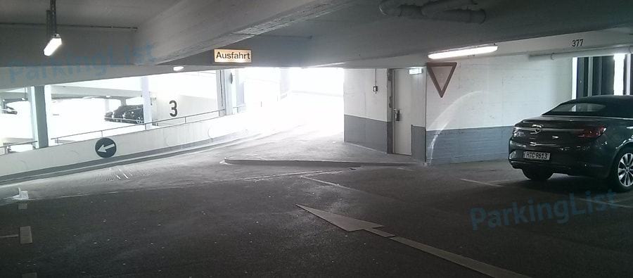 Innenansicht 1 - Parkhaus Altstadt Hannover 