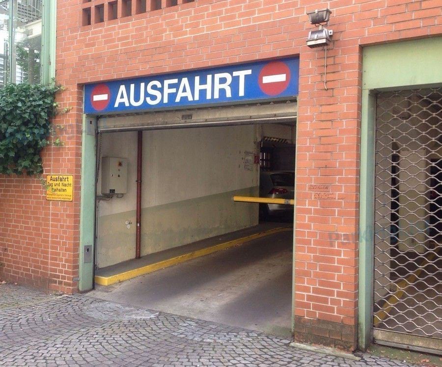 Außenansicht-3-Parkhaus Roevekamp Musicaltheater Bremen 