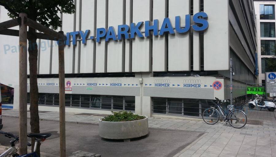 Außenansicht - City Parkhaus am Färbergraben München