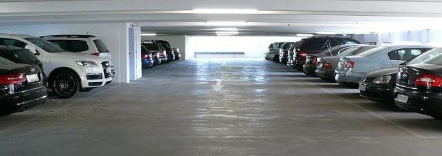 Dein Stellplatz Parkplatz im Parkhaus nahe Tegel