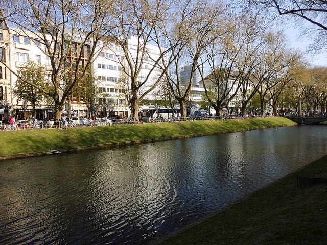 Parken an der Königsallee - Düsseldorf