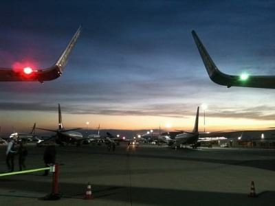 Flugzeug am Flughafen Frankfurt-Hahn