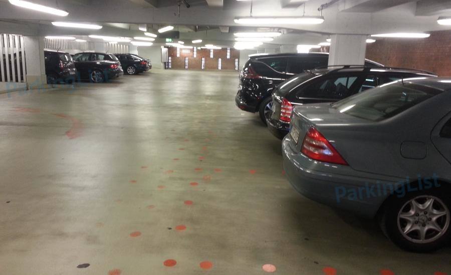 Innenansicht 2 Parkhaus Am Salvatorplatz München