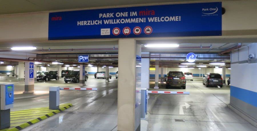 Innenansicht - Parkhaus im MIRA Muenchen