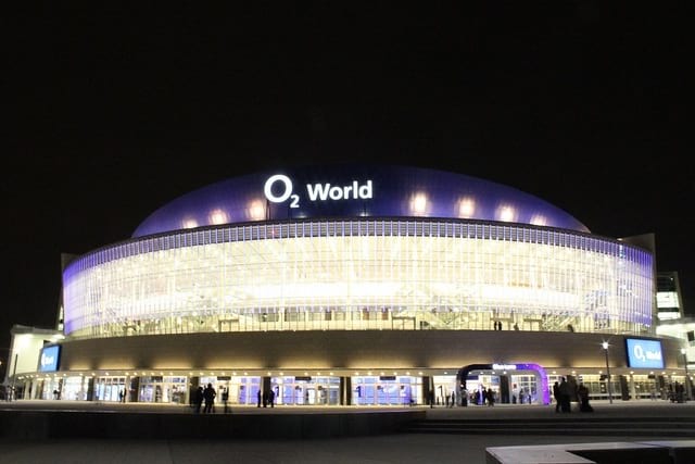 Parkplatz Mercedes Benz Arena Parkplatz Mercedes Benz Arena