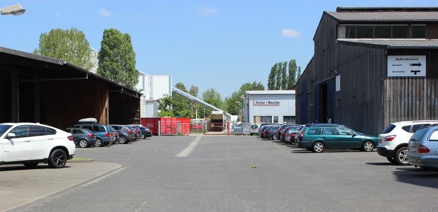 Shuttle Parken Aussenstellplatz Ansicht 1