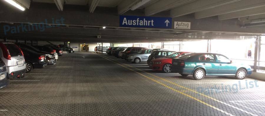 Innenansicht 2 Parkhaus Am Hauptbahnhof in Ingolstadt