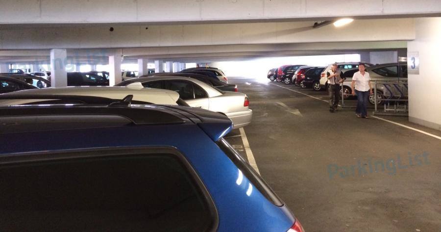 Innenansicht 2 Parkhaus Anger 1 in Erfurt