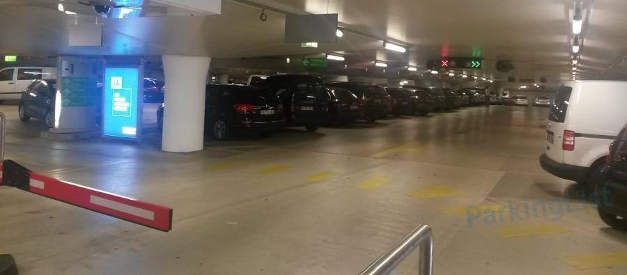 Innenansicht 3 Parkhaus Augustusplatz 15 in Leipzig