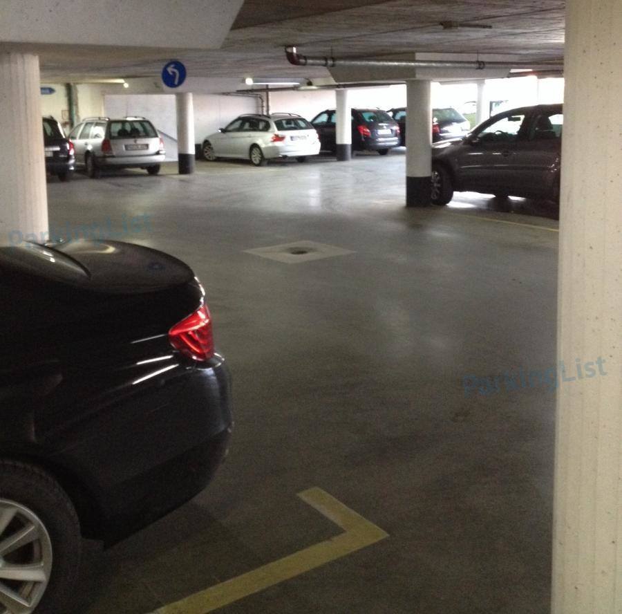 Innenansicht 3 - Parkhaus CAP Kiel