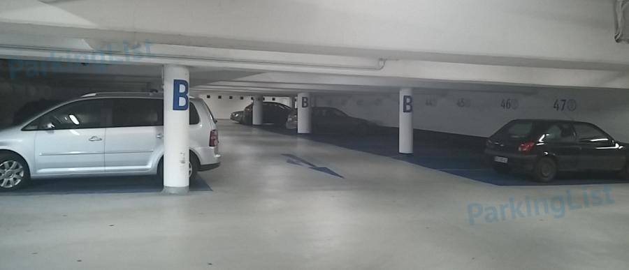 Innenansicht Parkhaus Couvenstraße in Aachen