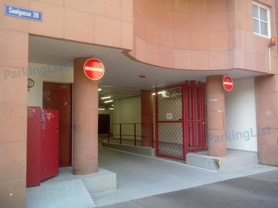 Ausfahrt Parkhaus Römer in Frankfurt am Main