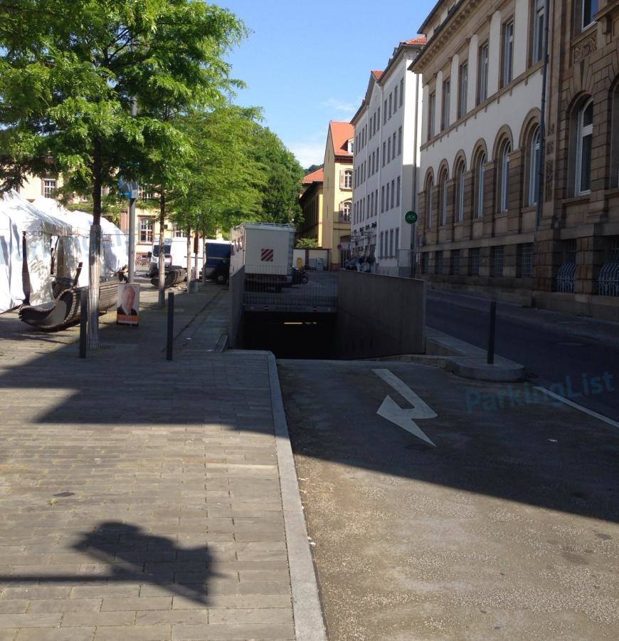 Ausfahrt Parkhaus Friedrich Ebert Platz in Heidelberg