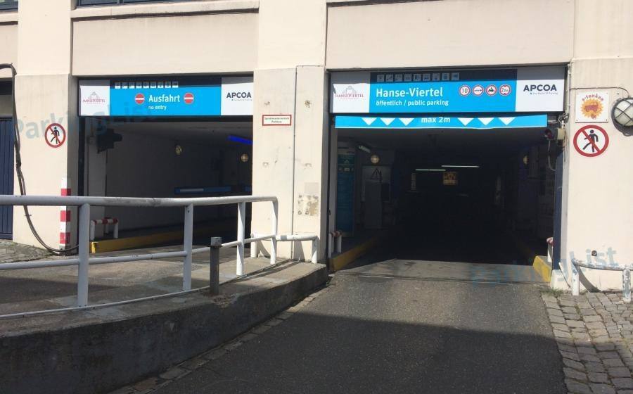 Ein- und Ausfahrt - Parkhaus Hanse-Viertel - Hamburg