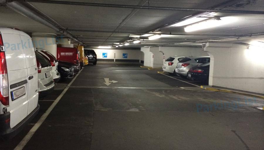 Parkhaus HanseViertel Hamburg Parken in Hamburg