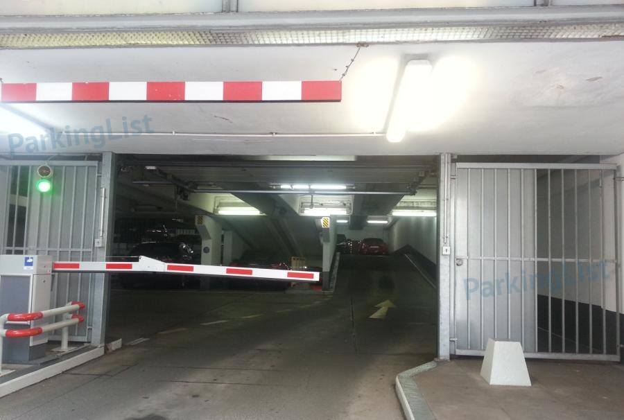 Einfahrt 2 - Parkhaus Hillmannplatz Bremen