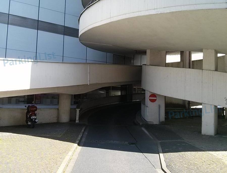 Ausfahrt - Parkhaus Karstadt - Braunschweig