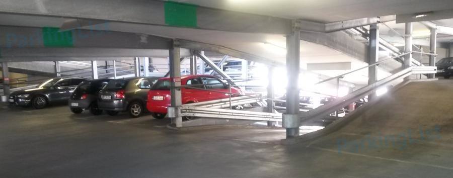 Innenansicht 1 Parkhaus Lungengasse Am Neumarkt in Köln