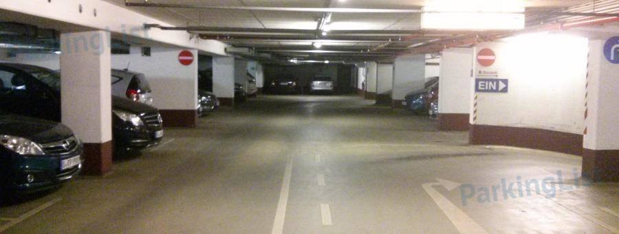 Parkhaus Prager Passage Berlin - Innenansicht 1