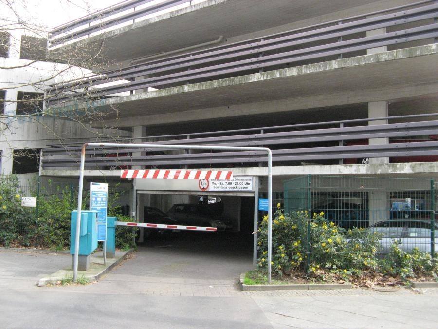 Parkhaus Einfahrt 2 - Dueppelstrasse Berlin, 2. Ansicht