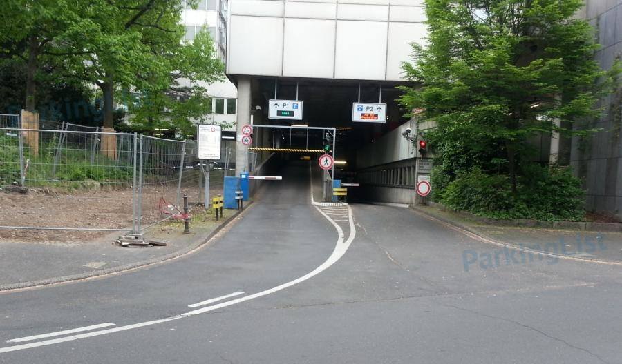 Einfahrt Weiherstraße - Parkhaus Stadthausgarage Bonn