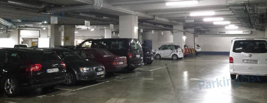 Innenansicht 2 - Parkhaus Stuttgarter Volksbank eG