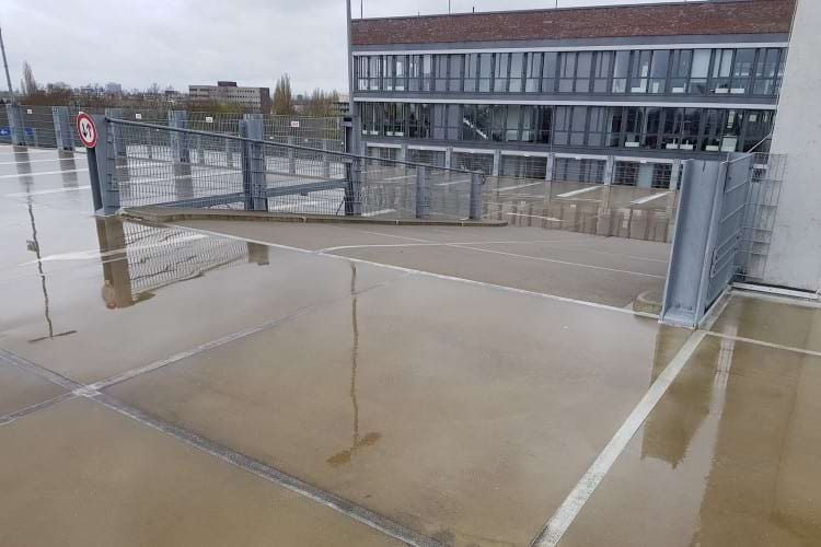 Parken mit Valet Service am Flughafen Hannover