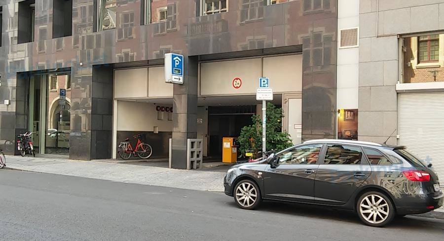 Außenansicht 1 - Parkhaus Hotel Maritim Berlin