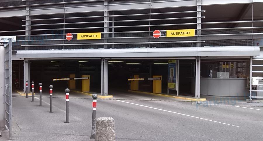 Aussenansicht 2 - Parkhaus Am Hauptbahnhof Nürnberg