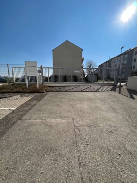 Parken mit Shuttle Service zum Flughafen Stuttgart