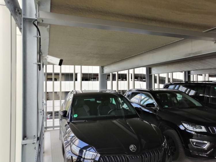 Düsseldorf A44 Flughafen Lichtenbroich Parking www.parkinglist.de