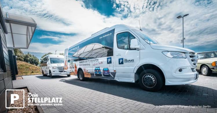 Eingang Parkplatz inkl. Shuttle Service zum Airport Berlin-Brandenburg BER