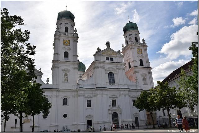 Parken am St. Stephan Dom - Passau 