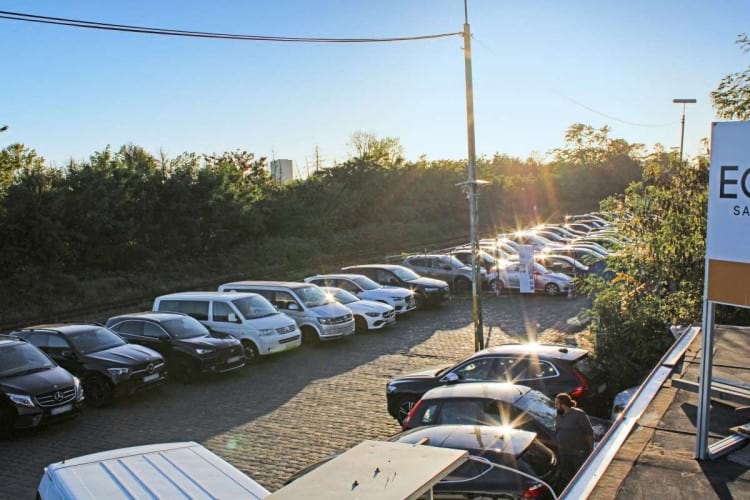 Parken mit Shuttle Service am Flughafen Köln-Bonn