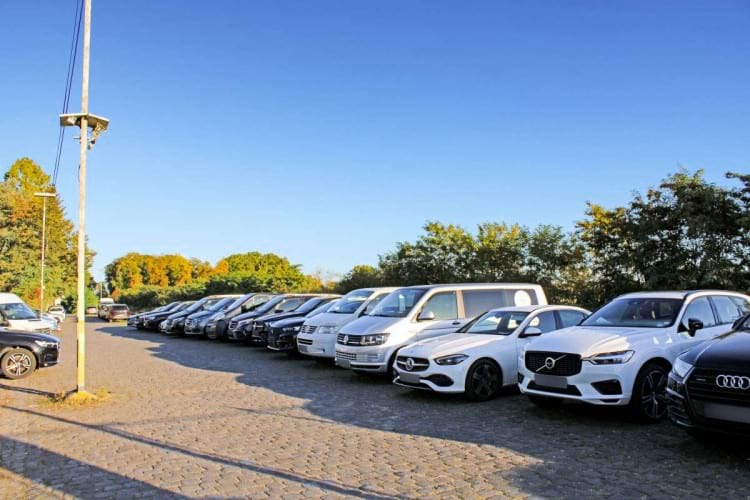 Shuttle Service Zum Flughafen Köln Bonn Mit Parken www.parkinglist.de