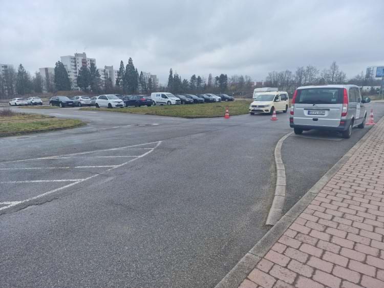 Parken mit Shuttle Service zum Flughafen Stuttgart