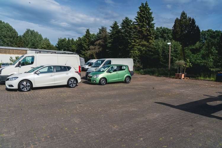 Parkplatz mit Shuttle Service am Airport Hamburg