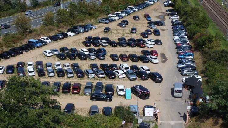Parkplatz mit Valet Service am Flughafen Frankfurt am Main