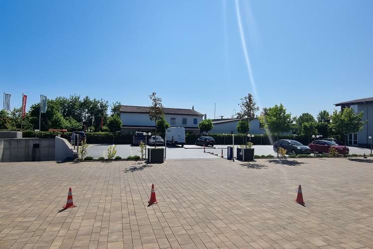 Parkplatz inkl. Shuttle Service zum Flughafen Frankfurt