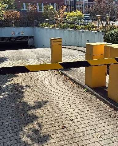 Parken in Tiefgarage mit Shuttle Service zum Airport Frankfurt