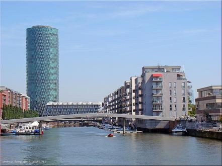 Parken am Hafen / Nordhafen Frankfurt am Main