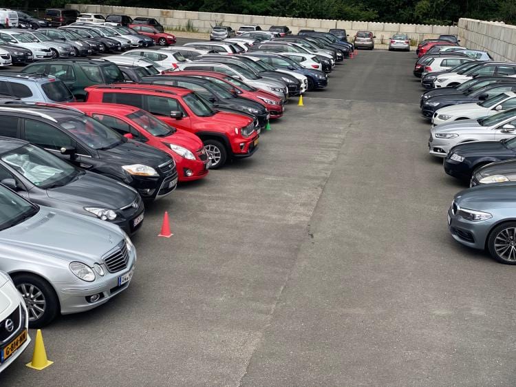 Parkplatz mit Valet Service zum Airport Köln