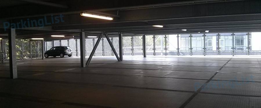 Innenansicht 2 - Parkgarage Raschplatz Kaufland Hannover