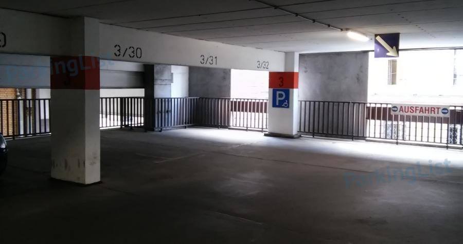 Innenansicht 3 - Parkhaus Internationales Handelszentrum IHZ Berlin