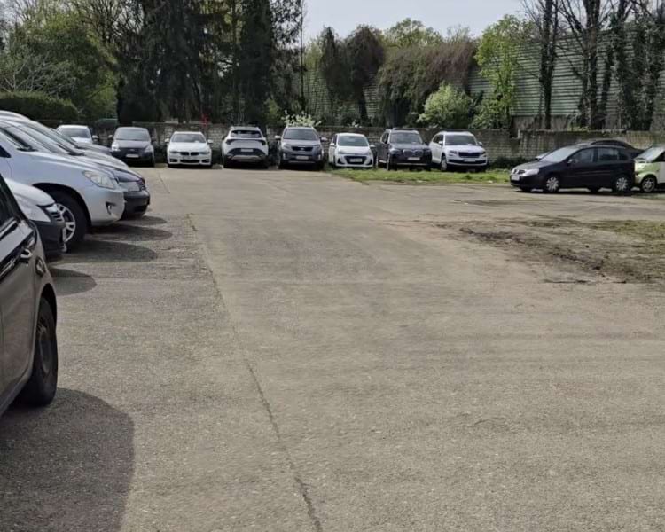 Parken mit Shuttle Service zum Airport Düsseldorf