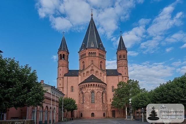 Parken am Mainzer Dom - Mainz